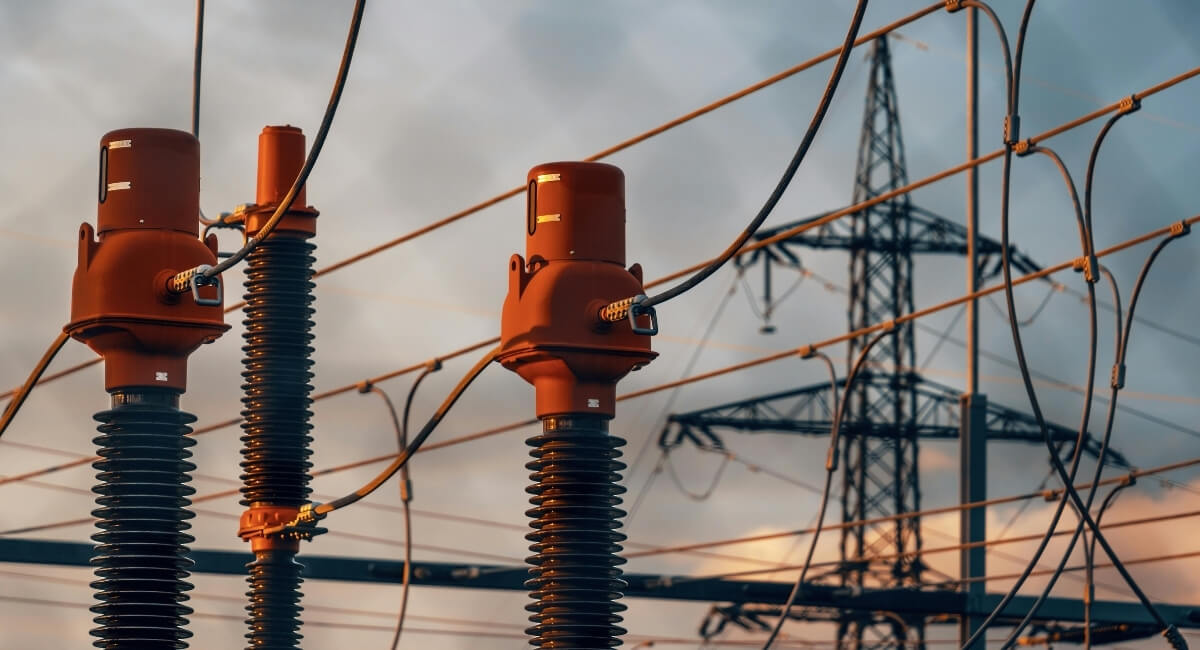 Estudo de curto-circuito e coordenação de proteções em redes industriais